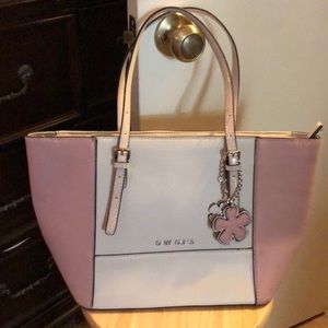 Shoulder bag by Guess .